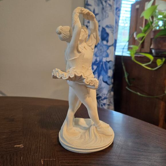 Vintage Italian Ballerina Couple Sculpture - Picture 3 of 11